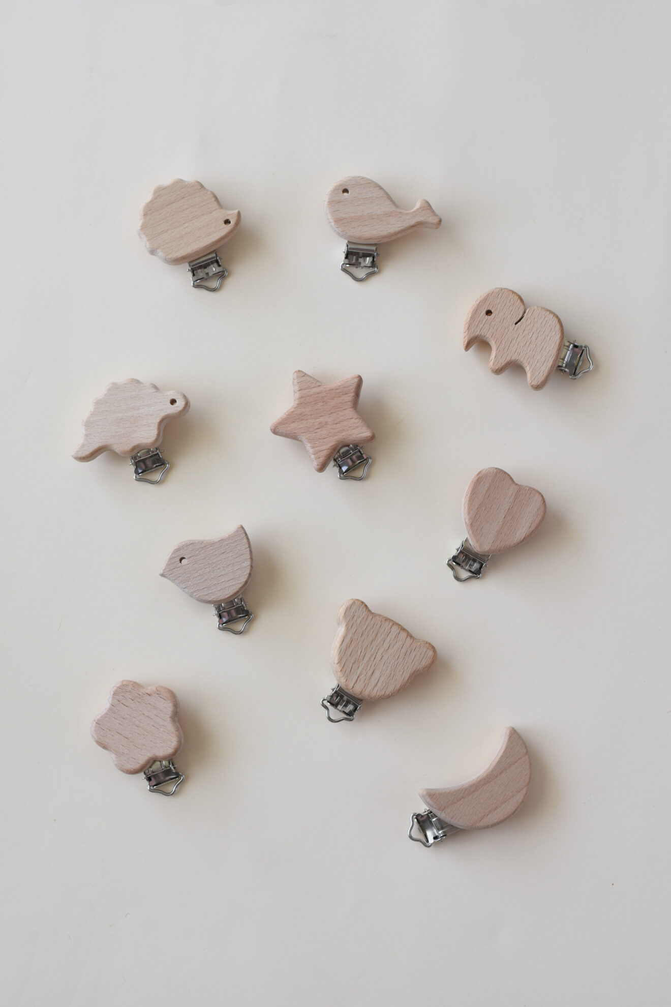 Personalized dummy clip and teether set for baby - natural and handmade